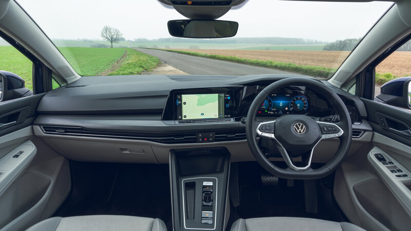 vw-golf-mk8-interior